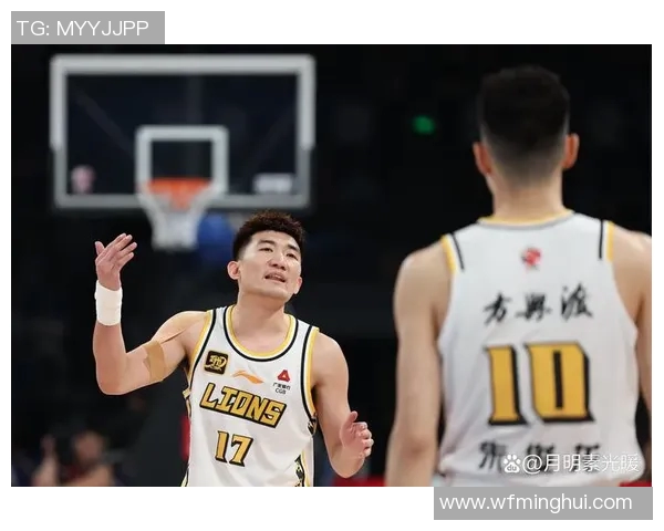 孙铭徽总决赛拼尽全力不怕受伤展现CBA硬汉精神勇夺冠军